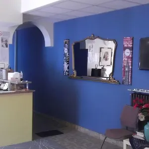 Minas 2*, Milán Itálie