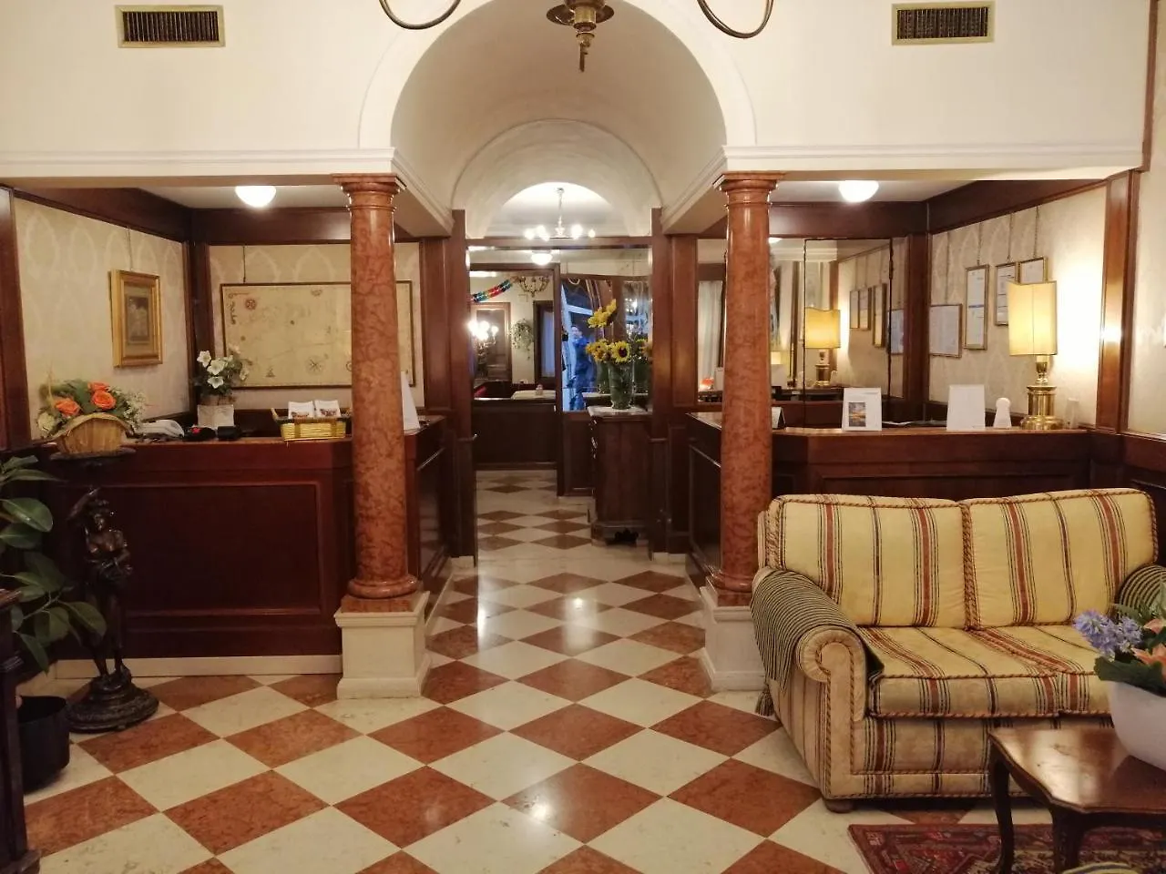 **  Hotel Falier Benátky Itálie